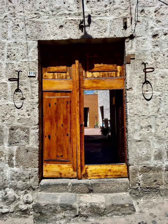 Lion Aqp Hostel Yanahuara Екстер'єр фото
